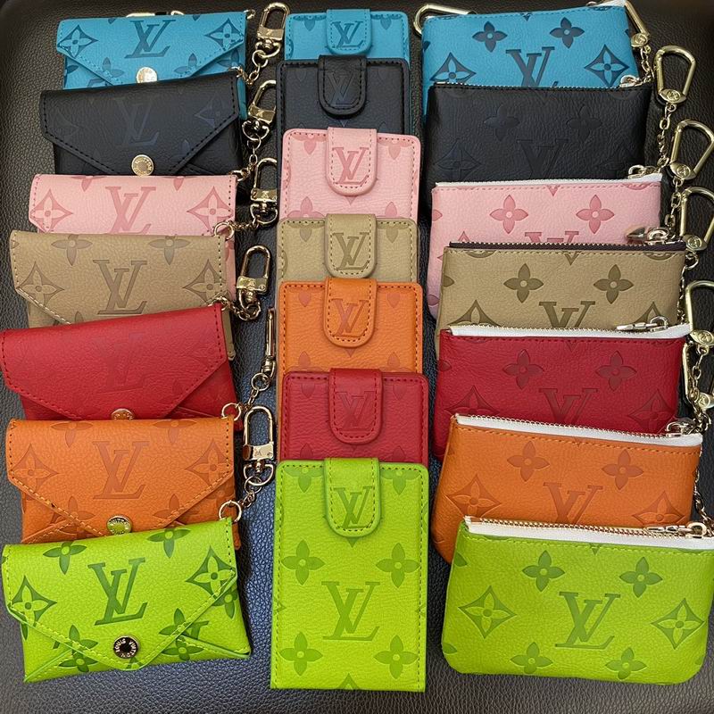 LV suits 23